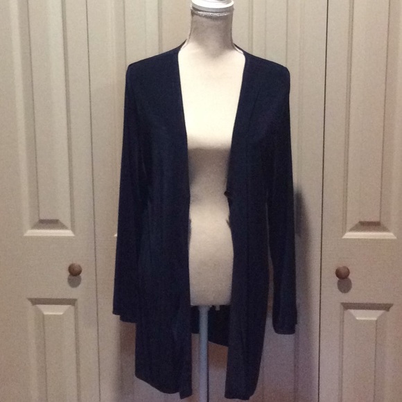 Lane Bryant Sweaters - EUC Lane Bryant Dark Navy Acetate Cardigan
